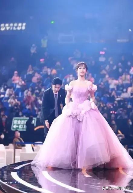 lol战斗之夜2021时间 lol战斗之夜2021-第3张图片-春华游戏网