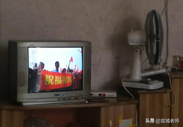 对教师在游戏过程中指导内容的评价包括哪些？