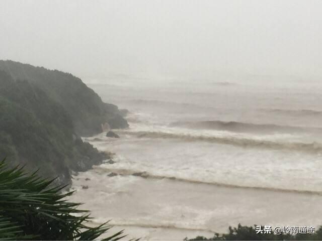 台风致高压电线坠落（16级台风威力多大？）