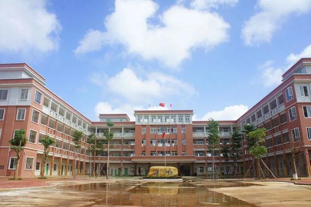 [大学学费暴涨]河北2023年大学学费上涨吗？