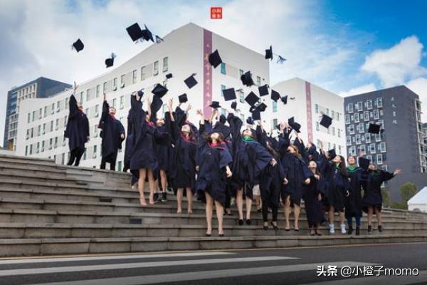 大学生自我鉴定,大学生自我鉴定300字