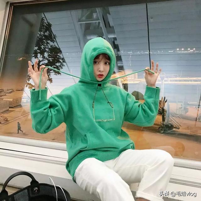 最潮绿色衣服搭配图片(图2)