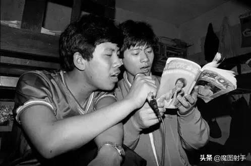 80、90年代的大学生有些什么娱乐呢? 80、90年代的大学生有些什么娱乐呢?