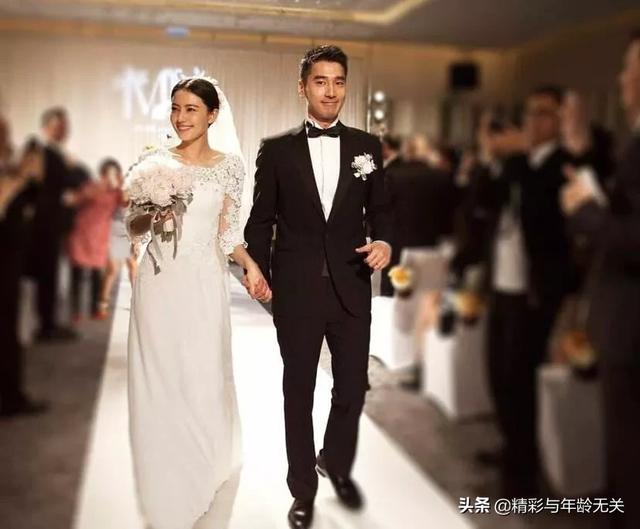 最流行婚纱颜色搭配图片(图2)
