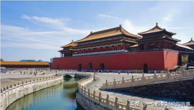 中国最出名的十大景区是哪十大？中国十大著名旅游景点