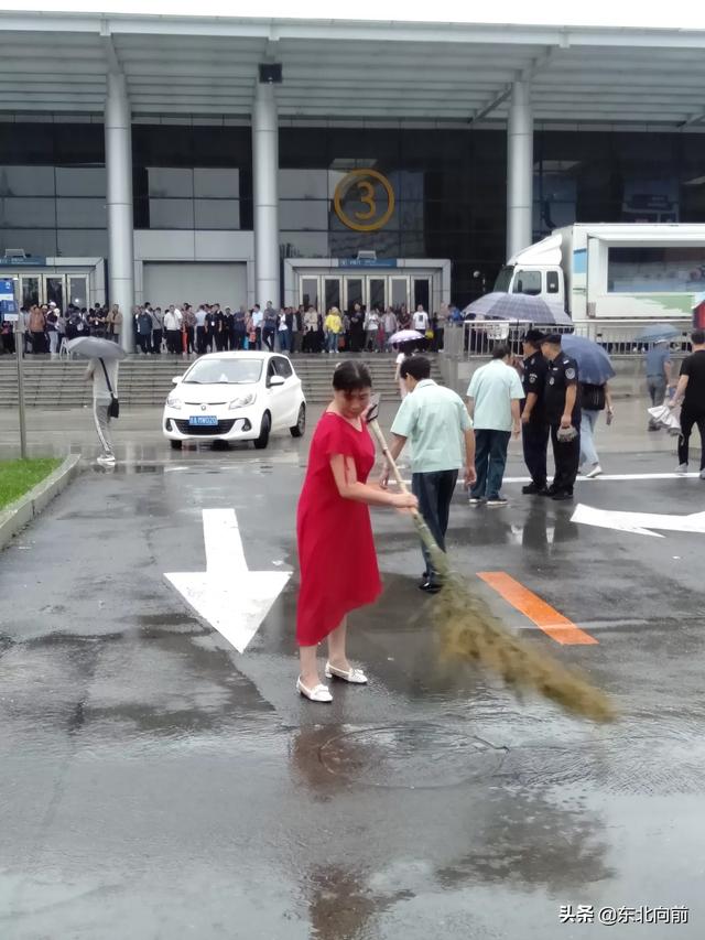 十个字的伤感句子,一句话能点醒人的句子伤感 - 句子网