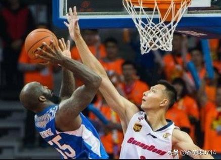 篮球球队名字（NBA所有球队都叫什么名字？）
