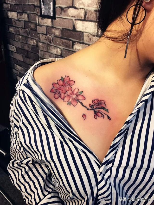 女性纹身是怎样文胸的(图3)