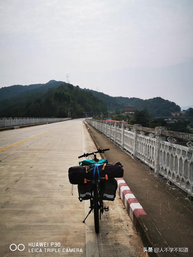 带媳妇儿出去旅行朋友圈文案,旅游句子说说心情唯美