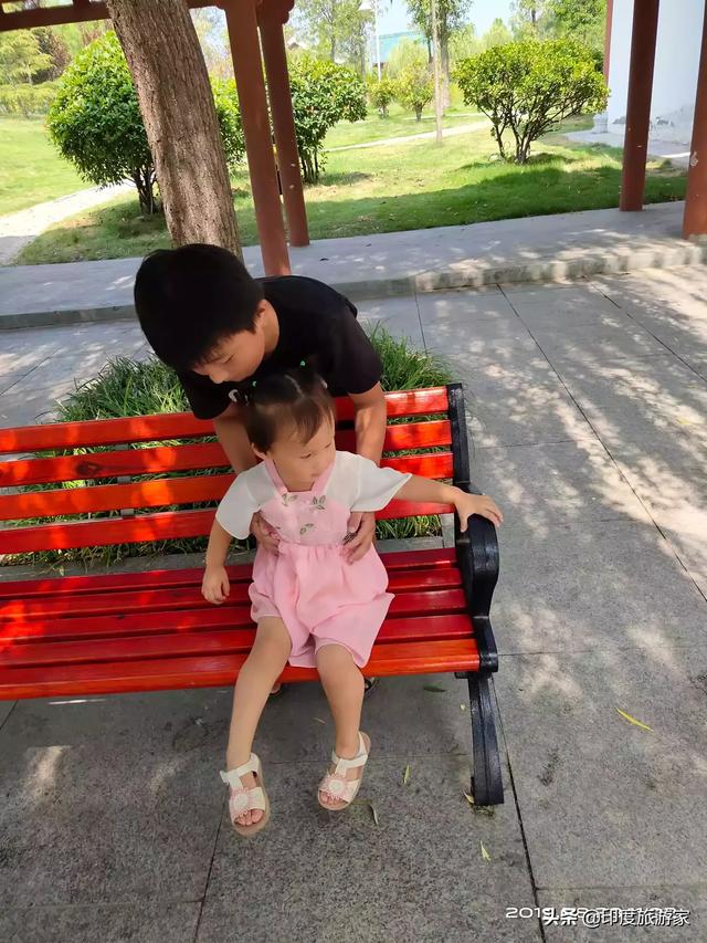 峨眉山回应黑车宰客（你那次印象最深的说走就走的旅行去了哪里，做了什么？）