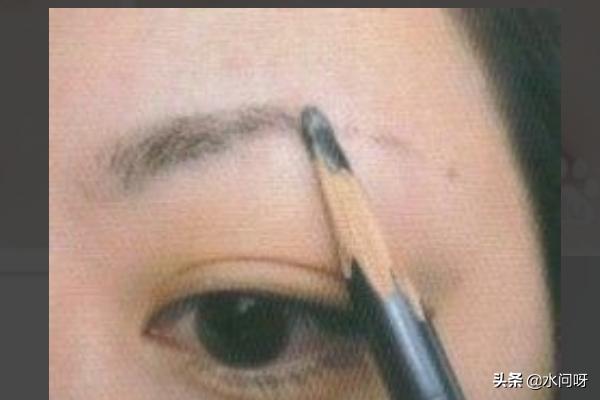 化妆眉形技巧图解
