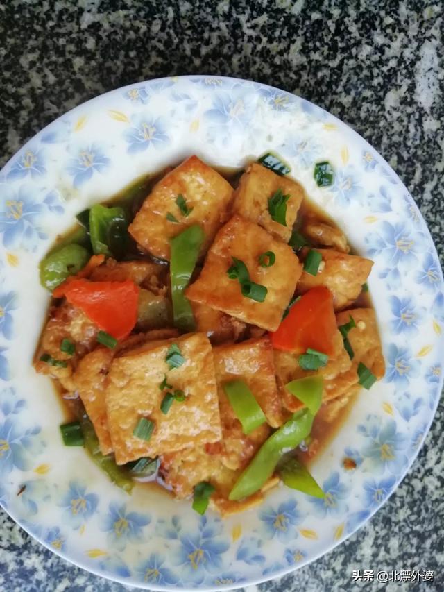 北餐桌,北餐桌墙挂什么画好风水招财