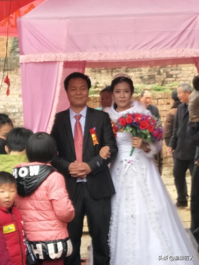 结婚时新娘应该准备什么-结婚时新娘应该准备什么衣服