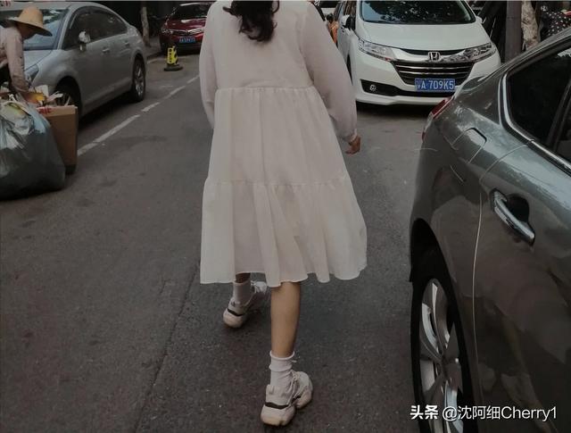 如何用手机给自己拍照