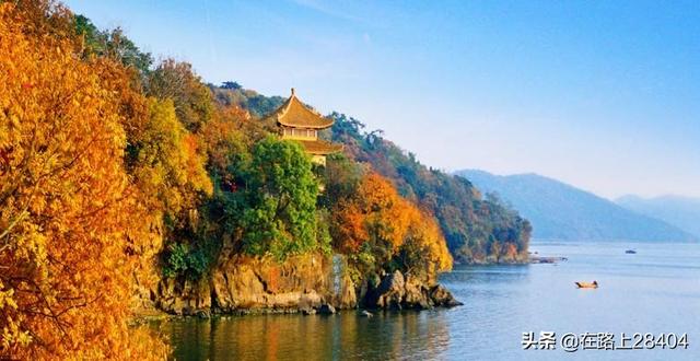 江苏旅游穿搭秋天， 江苏旅游穿搭秋天图片