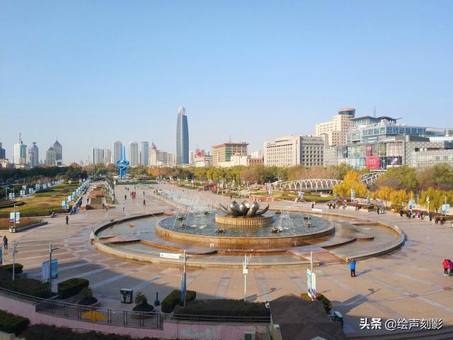 济南市中心广场叫什么