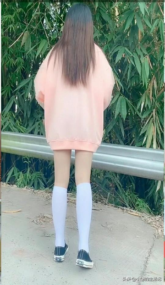 丝袜如何选色彩搭配图解(图3)