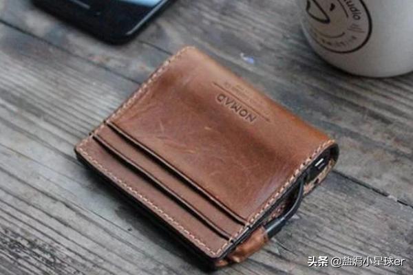 钱包哪个牌子好 男士_哪种男士钱包牌子好耐用大方