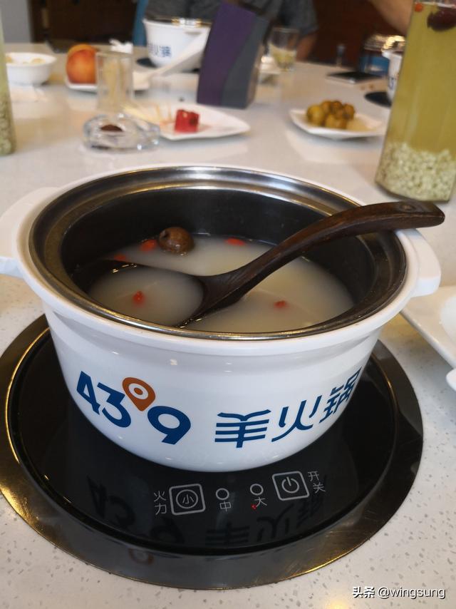 信阳旅游穿搭海边， 信阳旅游穿搭海边视频