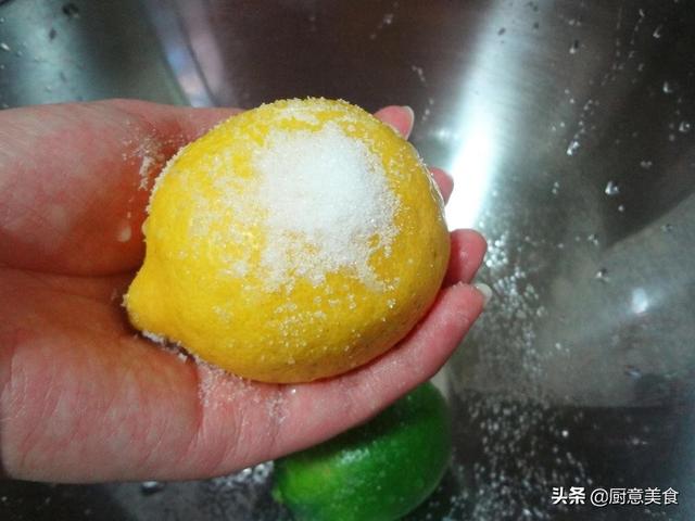 柠檬泡水怎么吃效果好呢(图2)