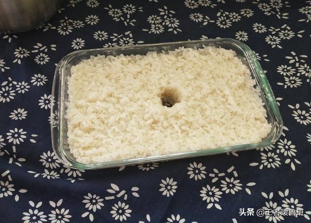 米酒里面干的东西怎么吃(图6)