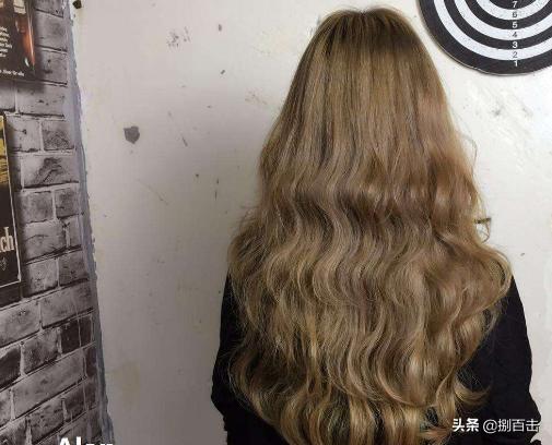 咖啡色,板栗色,栗棕色,哪个最为明显?哪个比较显白?_玩链品牌号