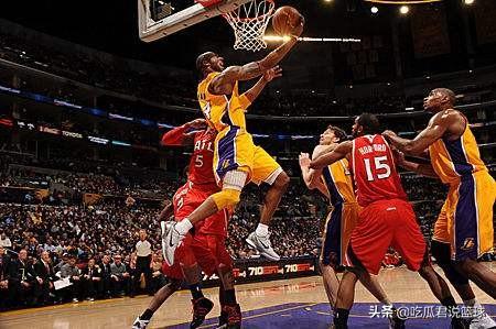 怎样上篮不易被盖，且有较高命中率，望篮球高手讲讲心得,第1张