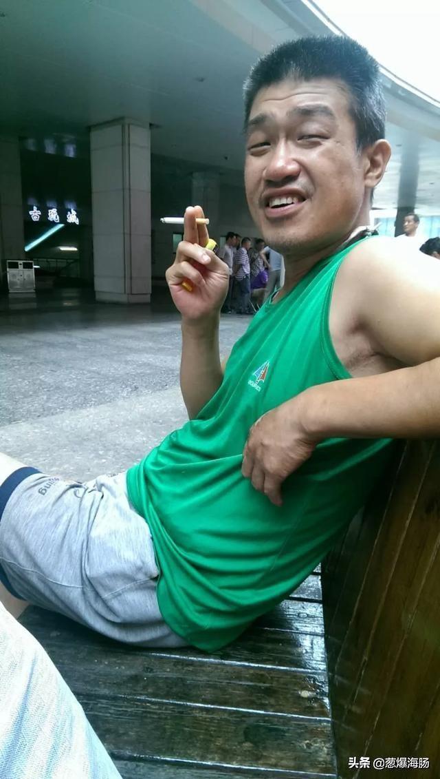 如何选择护士鞋子颜色搭配(图5)