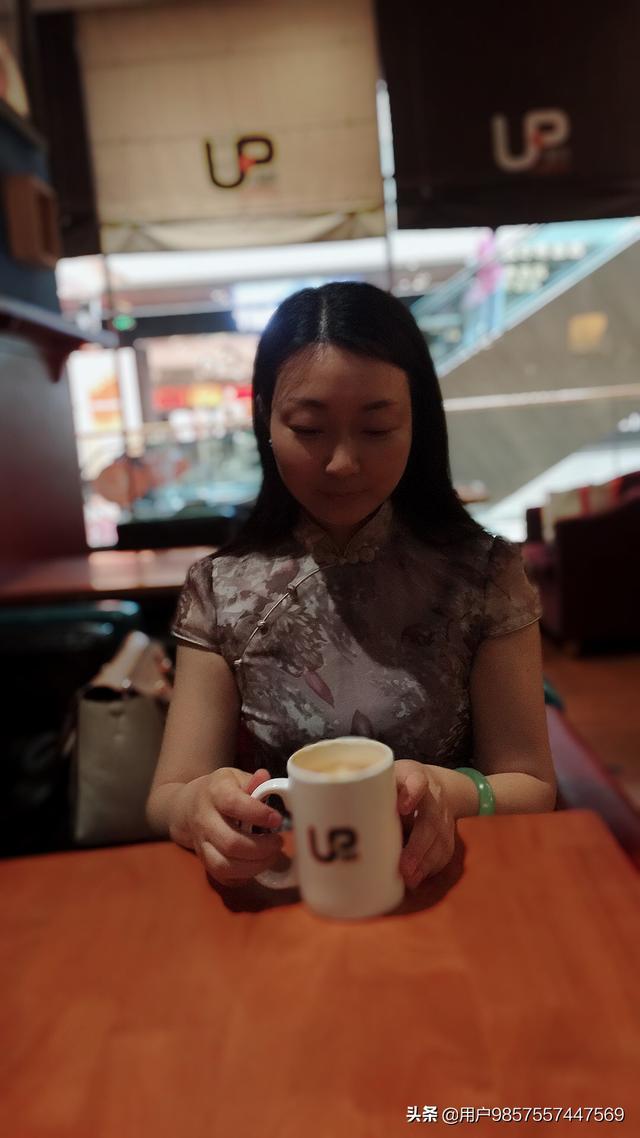 四十岁的女人穿衣搭配(图5)