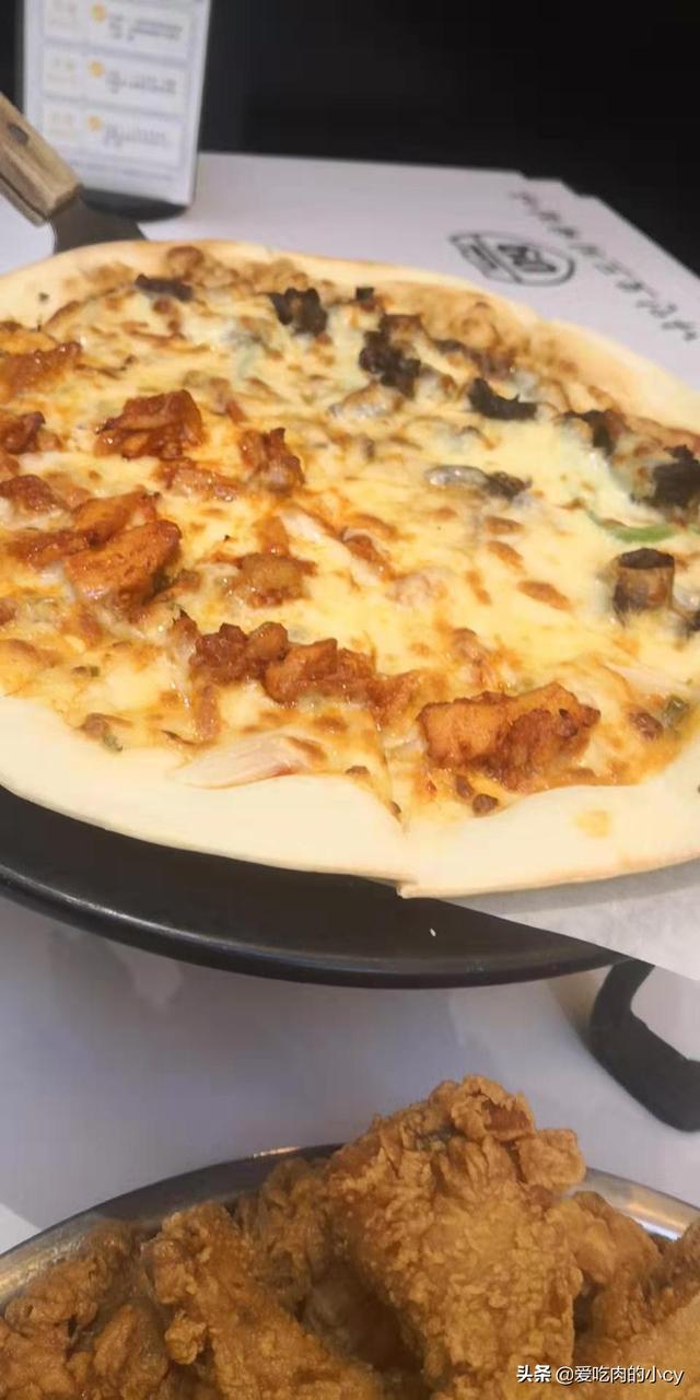 大连市欢辣比萨店在哪个位置