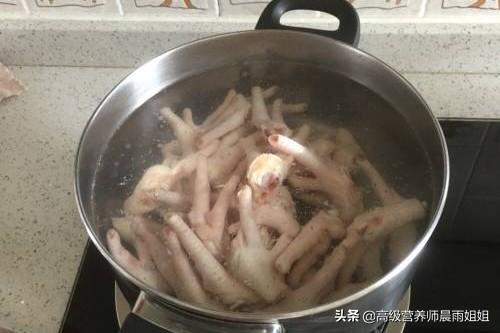 酱鸡爪子的做法(酱鸡爪子的做法大全？)