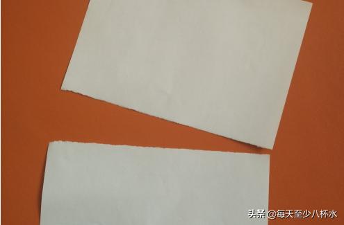 购买的折纸飞机怎么折