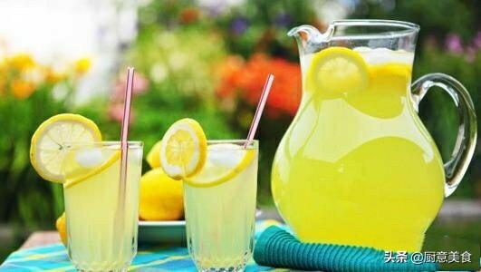 柠檬泡水怎么吃效果好呢