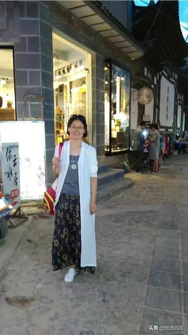 四十岁的女人穿衣搭配(图13)