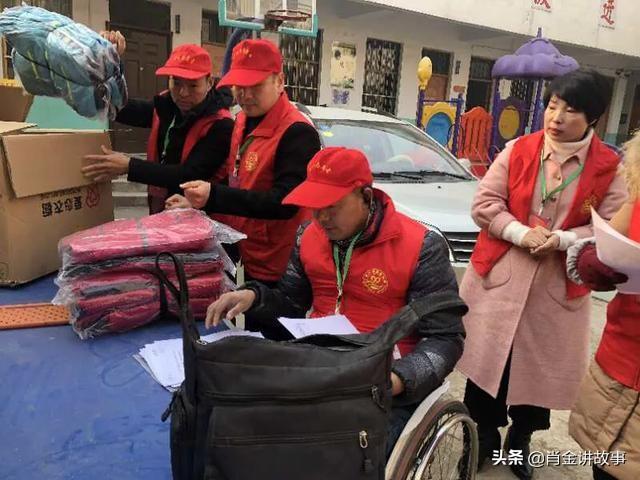 小学生感恩教育小故事（小学生感恩小故事演讲）