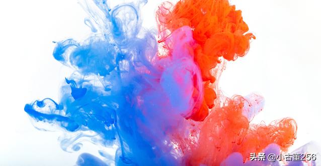 字体如何搭配显眼的颜色