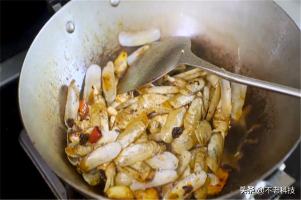 爆炒蛏子-爆炒蛏子的家常做法