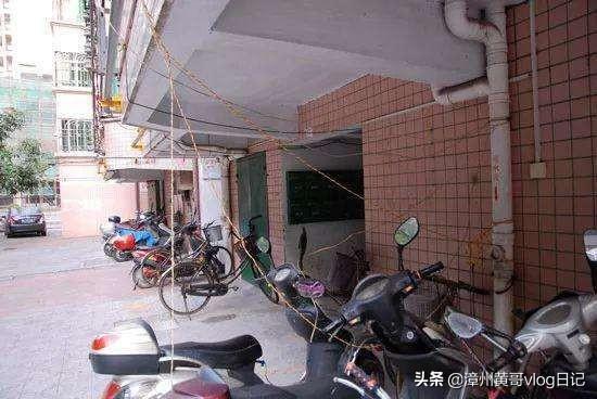 辟谣电车连环爆炸事件_电车有碰撞测试吗？