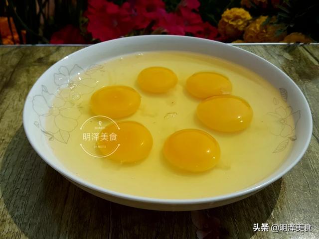 [微波炉蒸鸡蛋羹]微波炉可以蒸蛋吗？