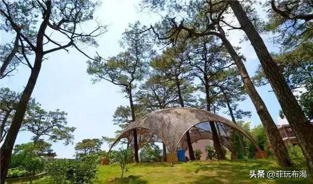 两个人去哪旅游，想多去转转