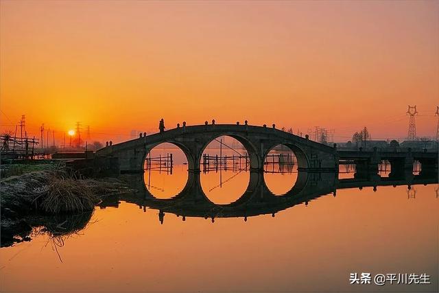 桥有关的故事20字（桥的故事20字左右）