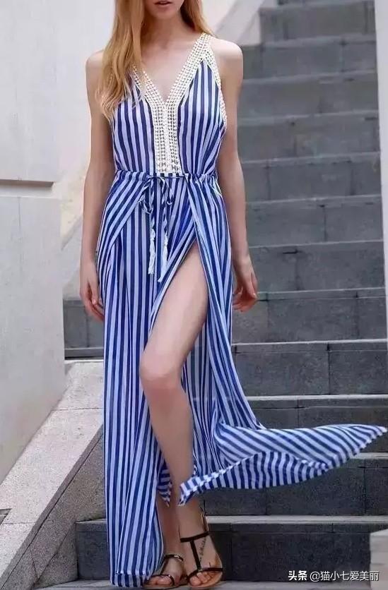 美女露胸的图片（女生穿什么衣服配什么鞋最性感？）