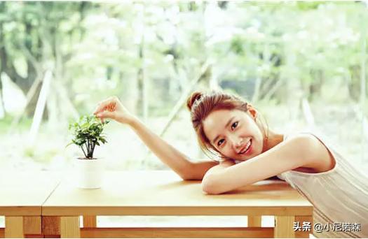 怎么和女孩聊天找话题 怎么和女孩聊天找话题聊天高情商 