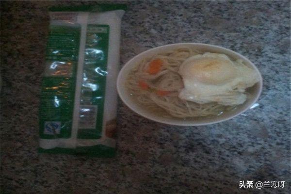 荷包蛋面-荷包蛋面条怎么做