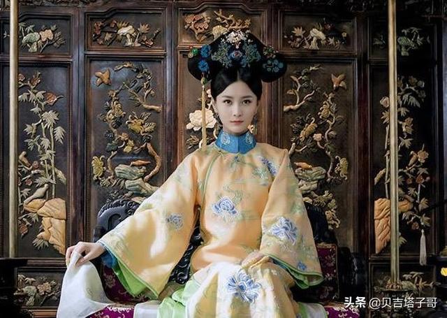 索额图的女儿是皇后吗？