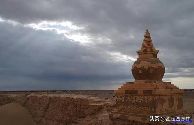 额济纳胡杨林最佳观赏时间（额济纳旗旅游最佳时间是什么时候？）