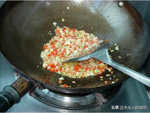 清蒸草鱼怎么做好吃-清蒸草鱼怎么做好吃又简单