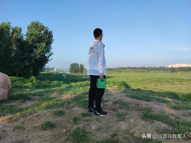 长途旅行自驾用什么车做床车比较好