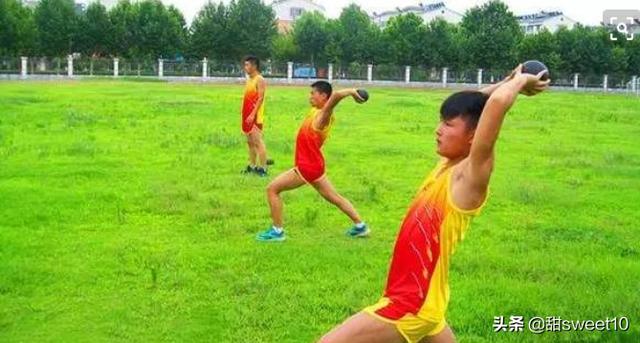 [双人花式引体]14岁，引体向上做到13，14个瓶颈了怎么办？