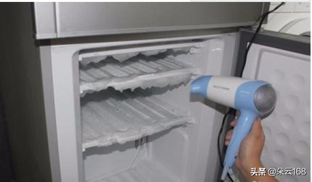 冰箱冷藏室结冰怎么回事？：冰箱冷藏室结冰